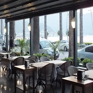 كاندان بيتش 2*