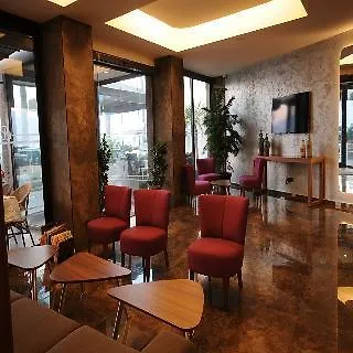 كاندان بيتش 2*